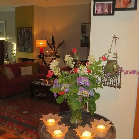 A Casa Do Lagar Homestay *